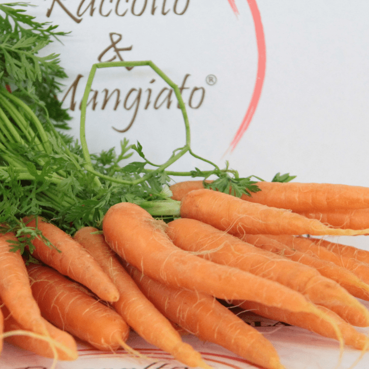 Carote Fresche al mazzo - Raccolto & Mangiato Consegne in tutta Italia